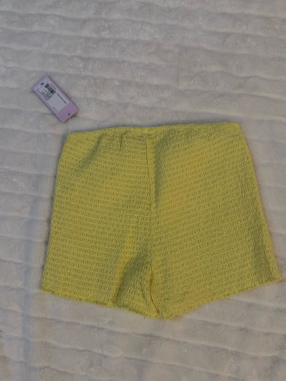 Wild Fable Yellow Smocked Textured Shorts XS NWT - Picture 3 of 7